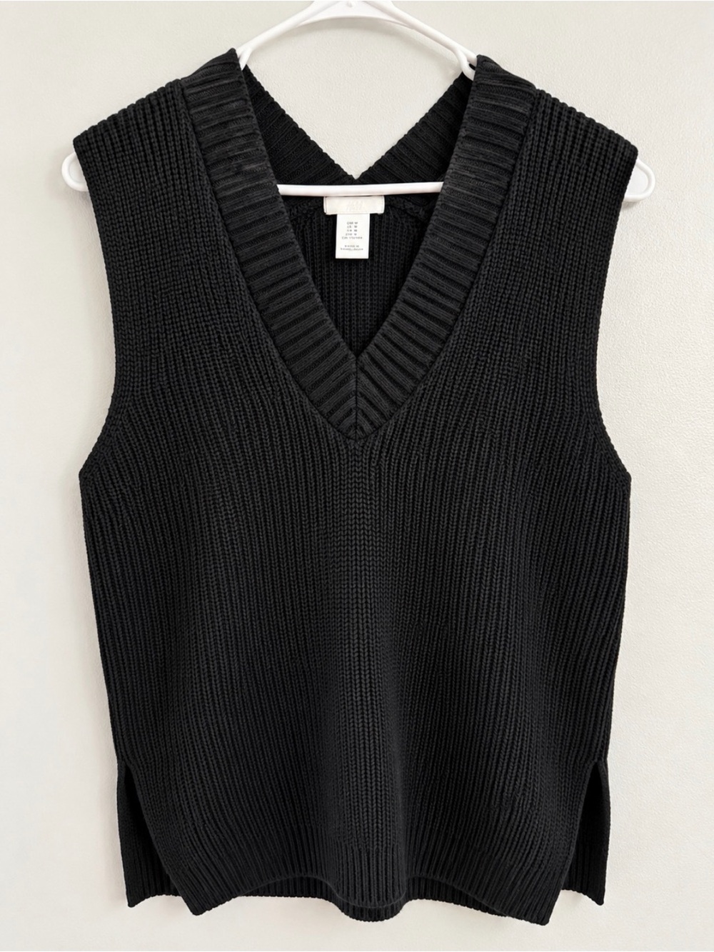 H&M Black V-Neck Knit Sweater Vest